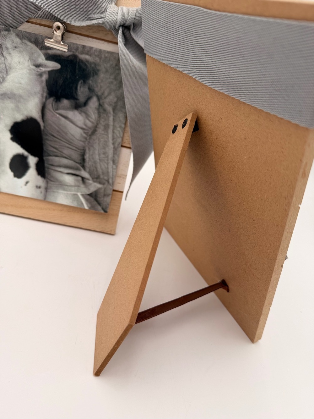 Set of 2 Striped Wood Photo Display with Gray Bow - Picture 6 of 9